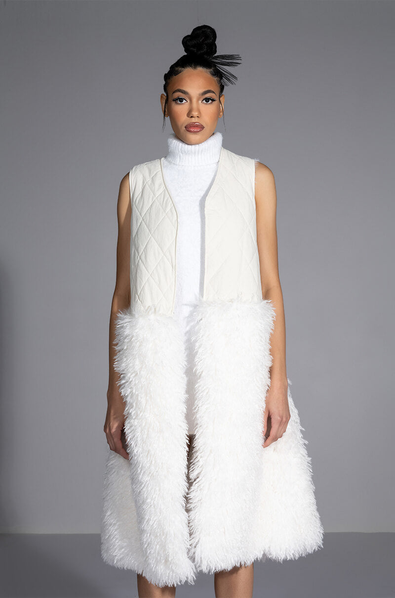 BORB QUILTED VEST WITH FAUX FUR