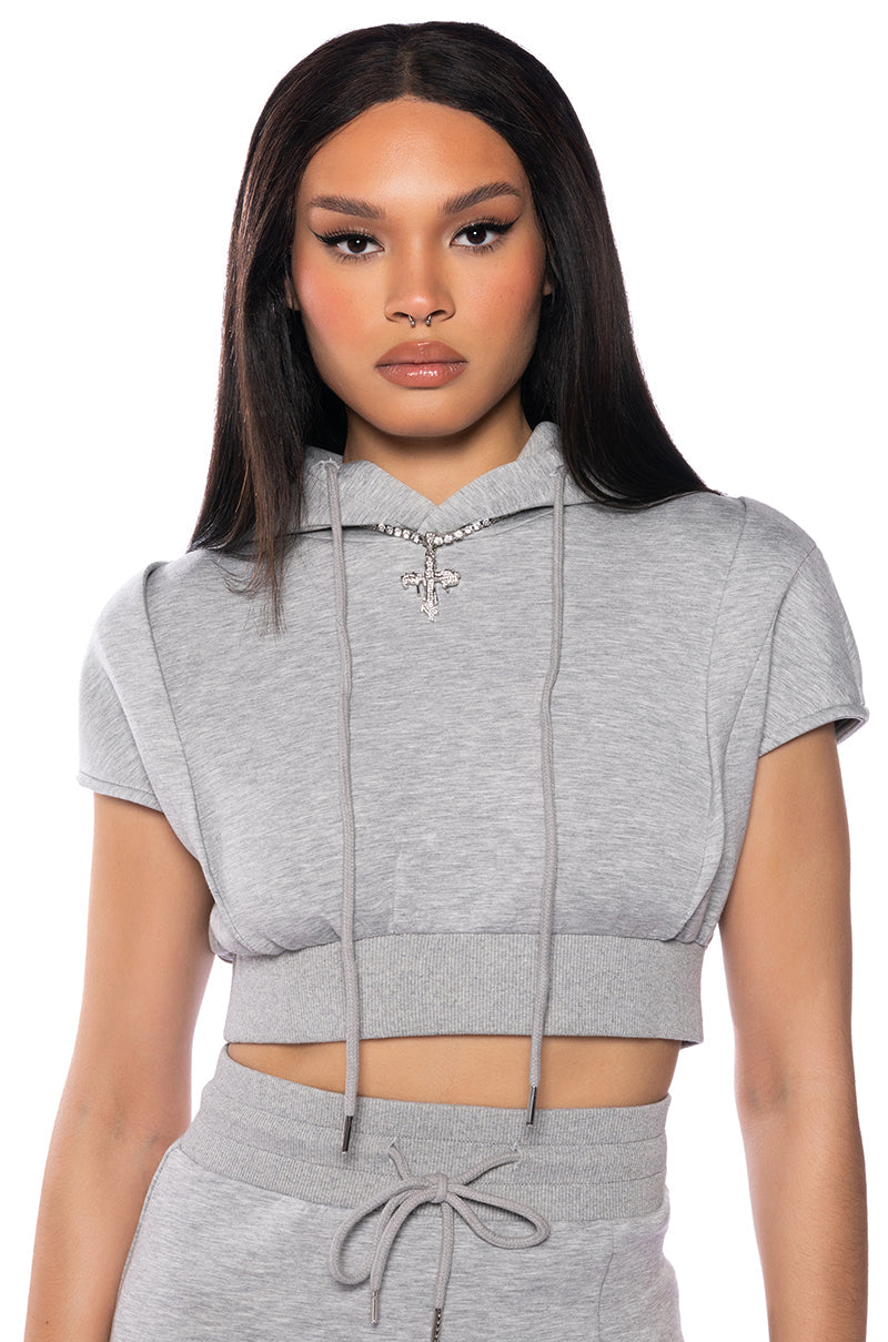 CHILL DAYS CROPPED HOODIE