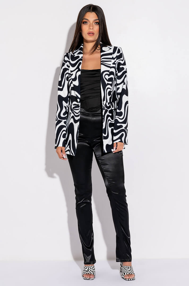 CITY GIRL SWIRLY OPEN BACK BLAZER