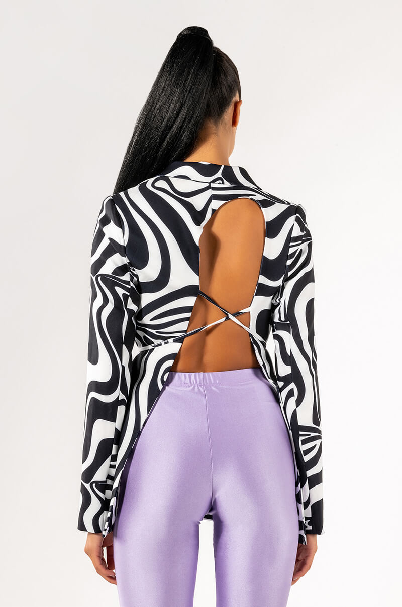 CITY GIRL SWIRLY OPEN BACK BLAZER