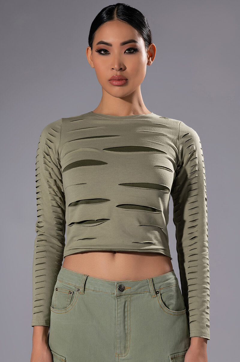 COME AROUND DISTRESSED LONG SLEEVE TOP