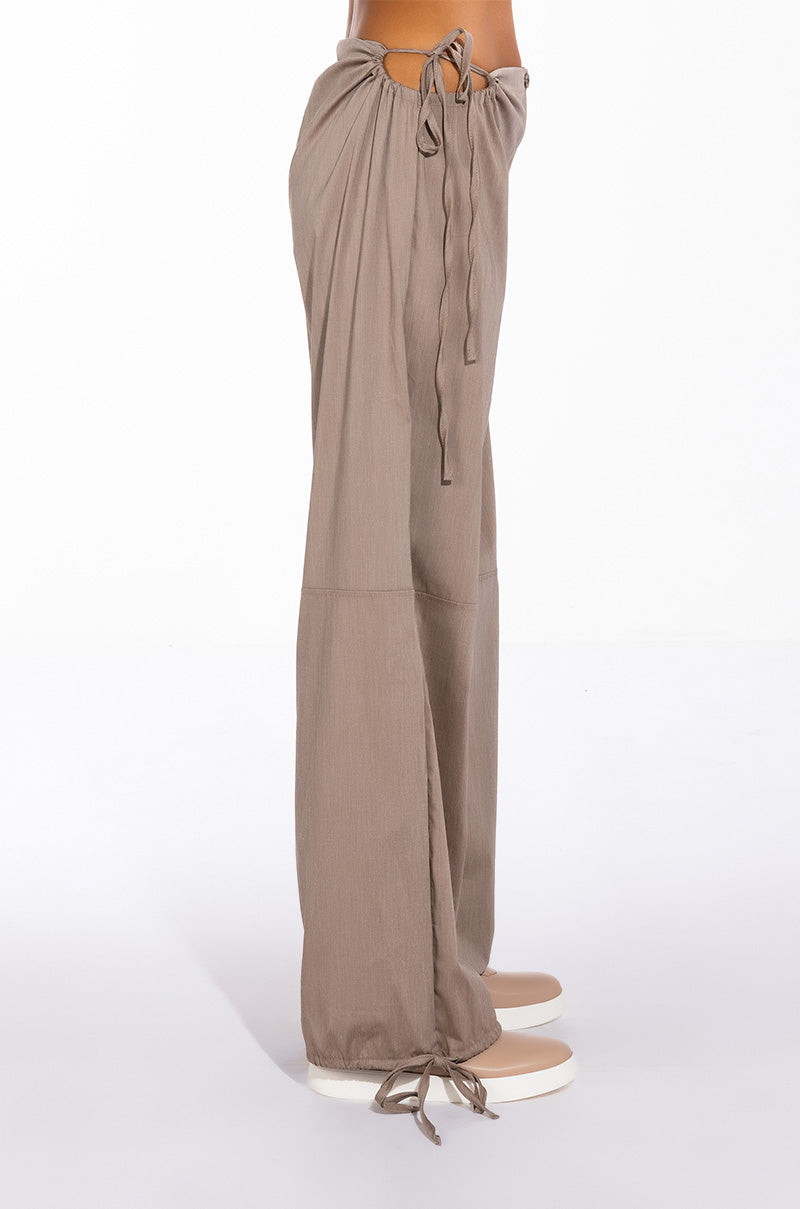 COOL GIRL CARGOS