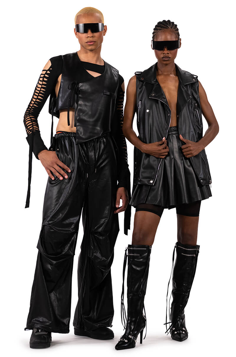 COUNT ON ME PLEATED FAUX LEATHER MINI SKIRT