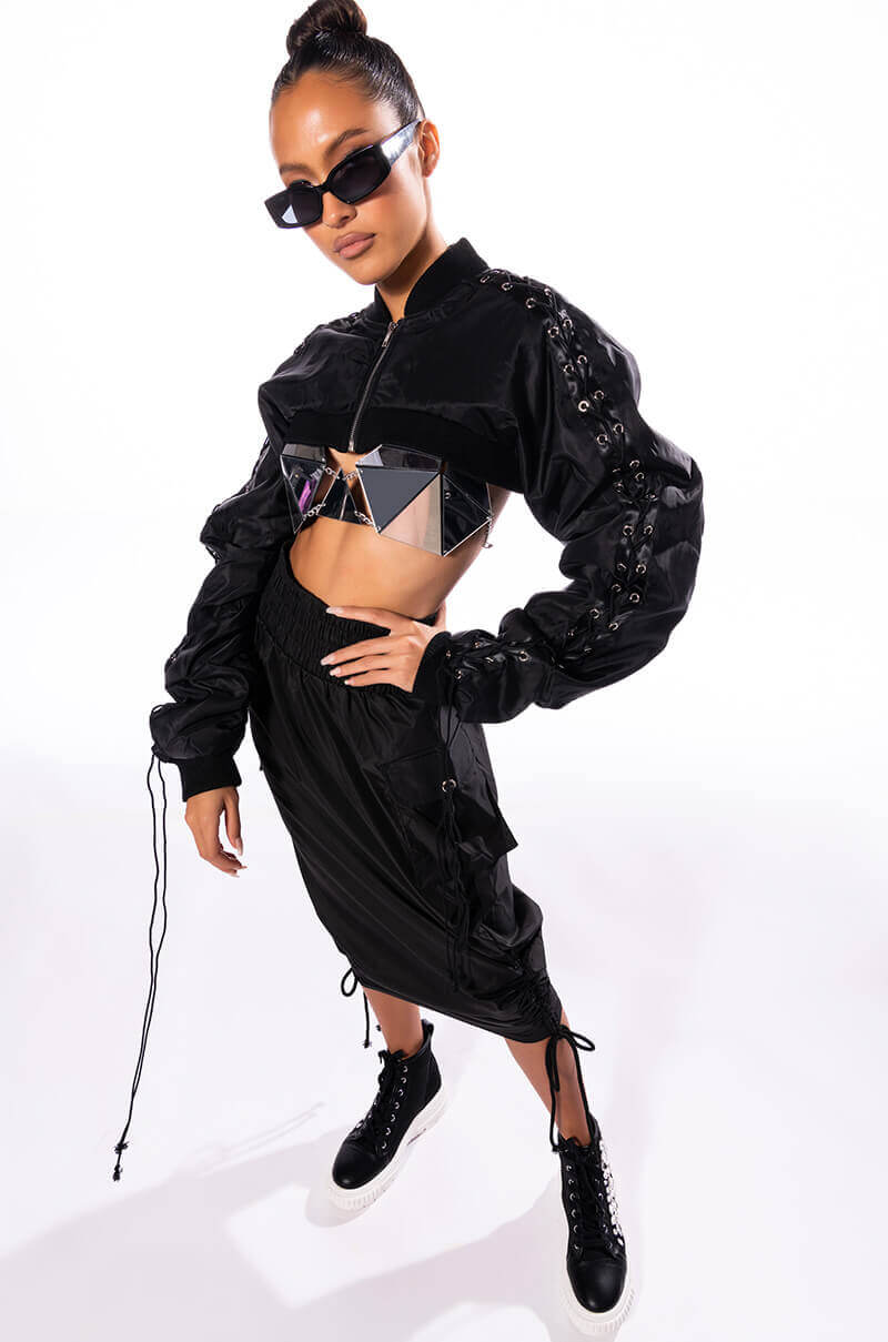 CROP IT LIKE IT HOT BOMBER
