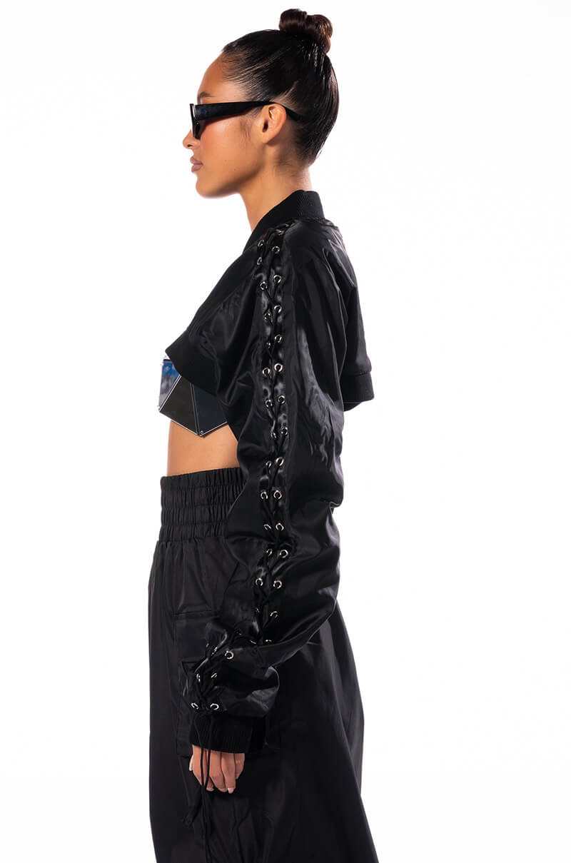 CROP IT LIKE IT HOT BOMBER