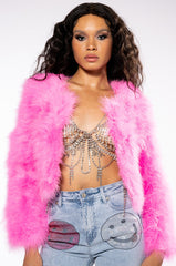 CROPPED FEATHER JACKET IN PINK