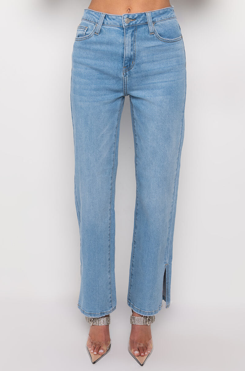 DAD JEANS WITH SIDE SLIT