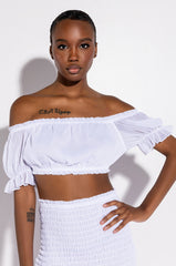 DELILAH OFF THE SHOULDER CROP TOP
