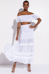 DELILAH OFF THE SHOULDER CROP TOP