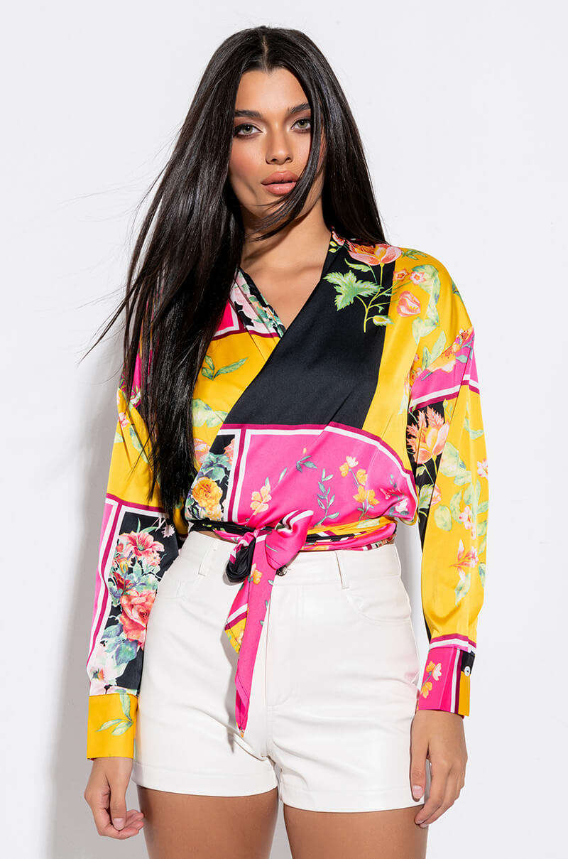 DARLING FRONT TIE FLORAL BLOUSE