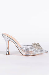 DIVINNY EMBELLISHED PUMP IN SILVER