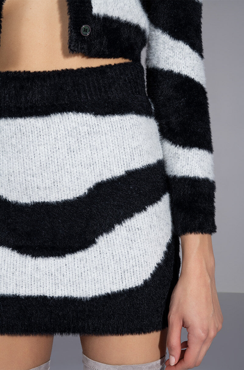 EASY DOES IT KNIT MINI SKIRT