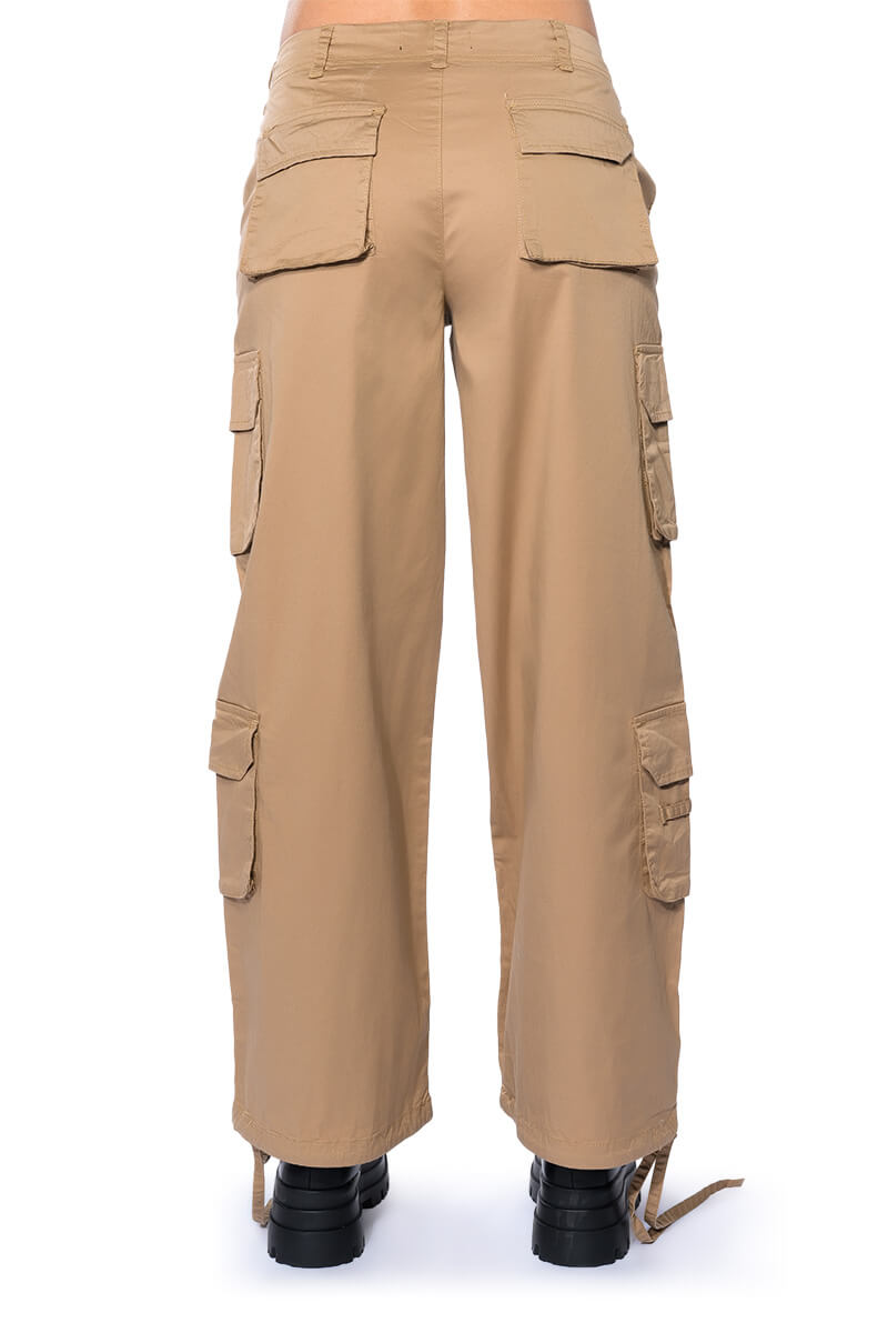 EASY FIT CARGO PANT