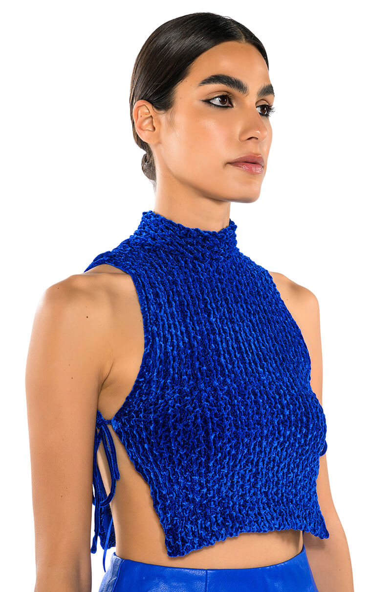 ECHO SMOCKED VELVET SLEEVELESS TOP