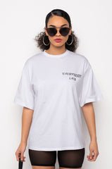 EVERYBODY LIES CREW NECK GRAPHIC TEE