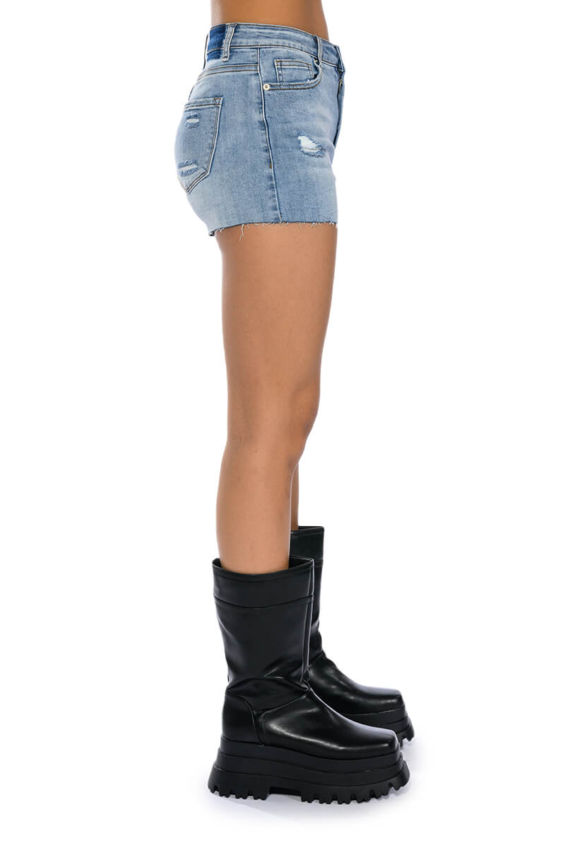 EVERYDAY MID RISE CUT OFF DENIM SHORT