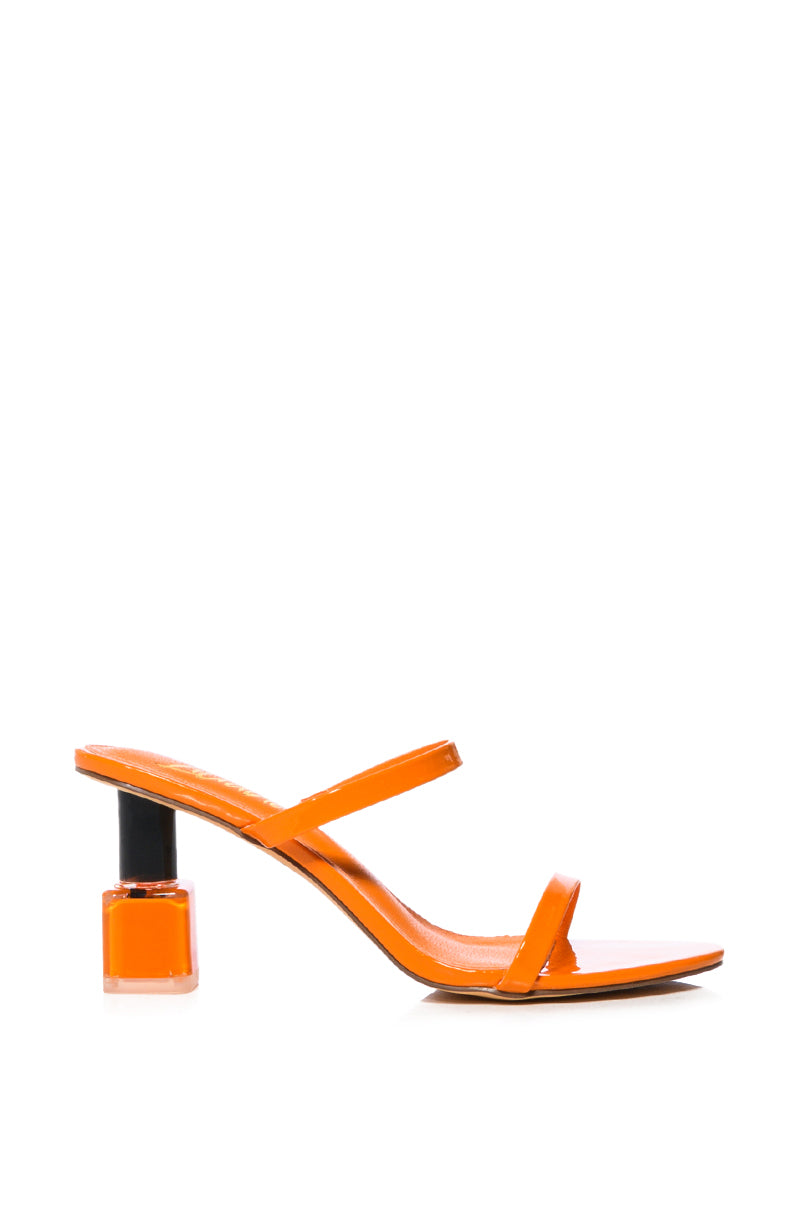 POLISH ORANGE NOVELTY HEEL SANDAL