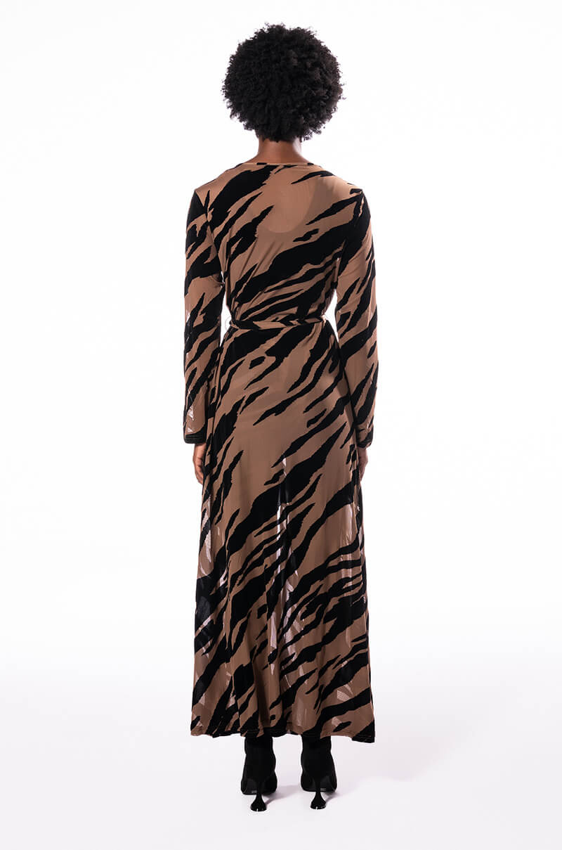 GIRL'S INSTINCT DUSTER