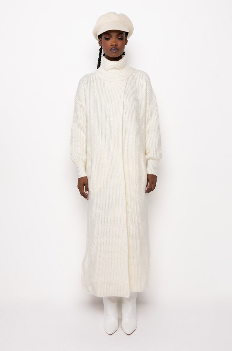 PHOEBE CHUNKY KNIT LONG SWEATER