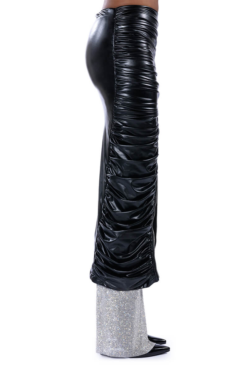 GIULIA FAUX LEATHER SKIRT WITH ZIPPER