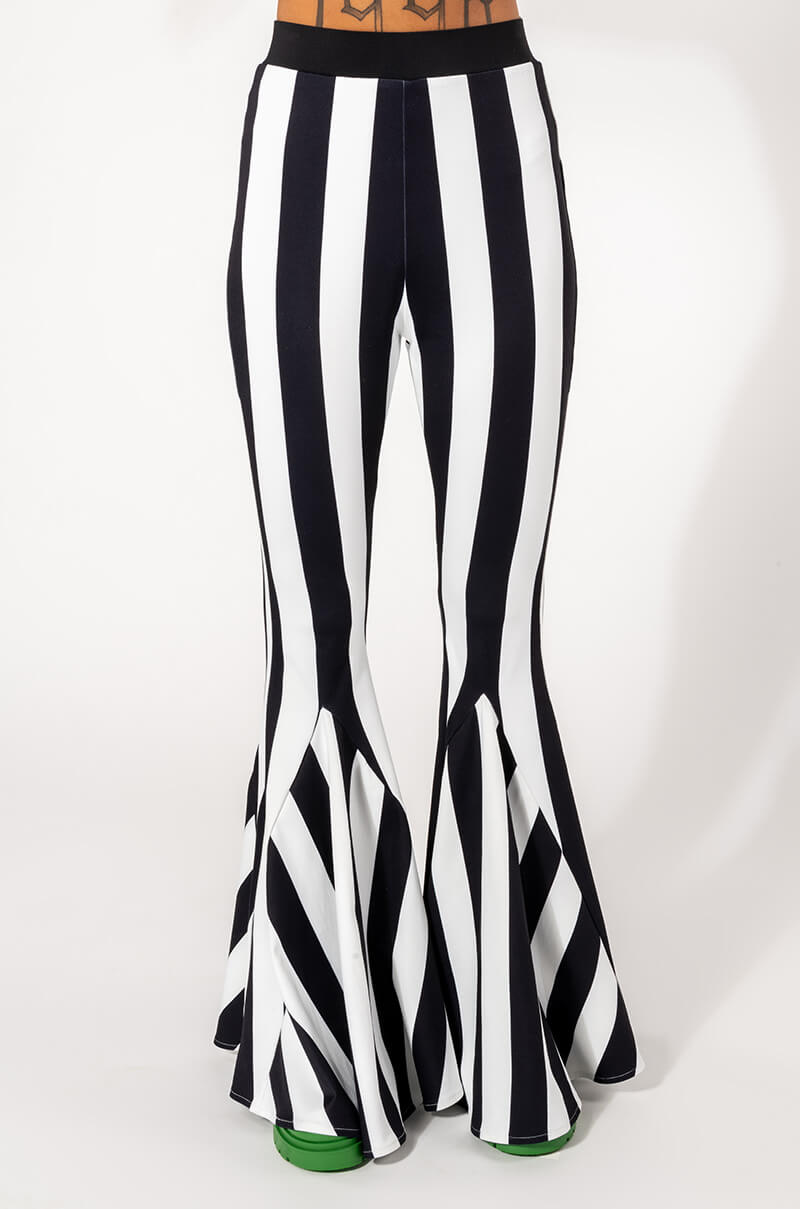 GOOD OMEN HIGH WAIST FLARE PANTS