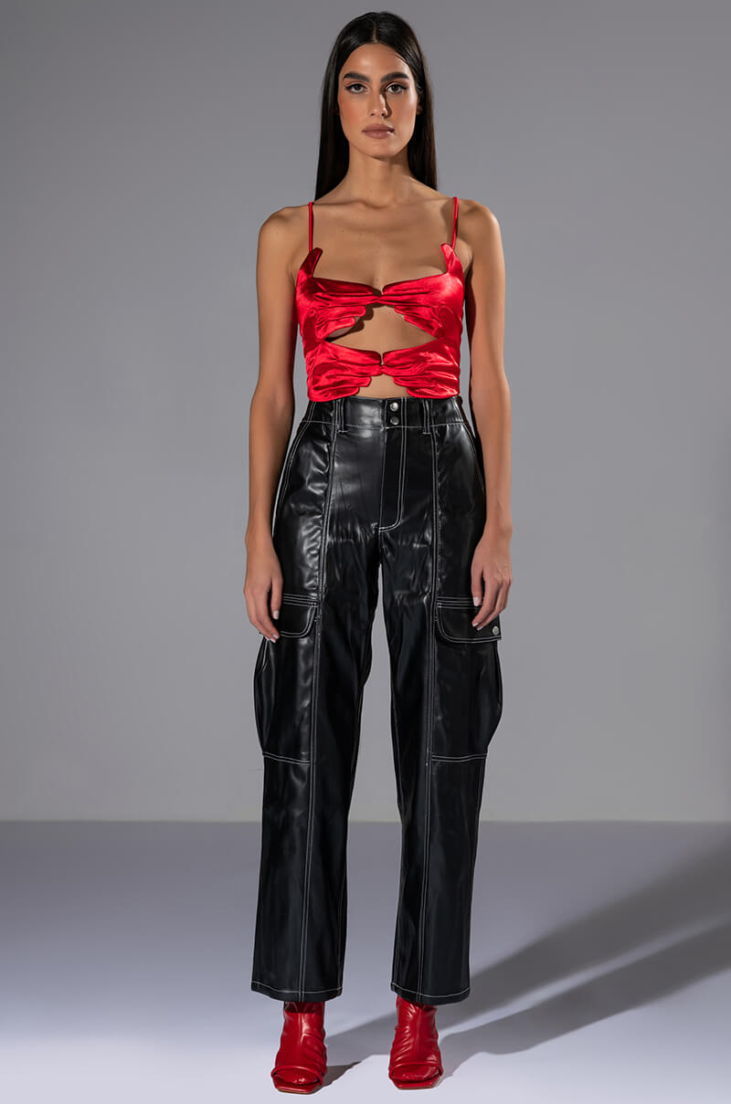 HANDSY GLOVE BRA TOP