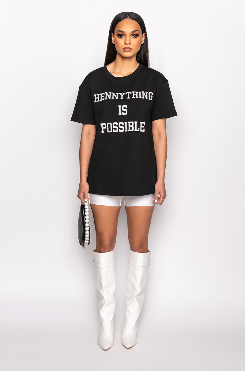 HENNYTHING IS POSSIBLE OVERSIZED GRAPHIC TSHIRT