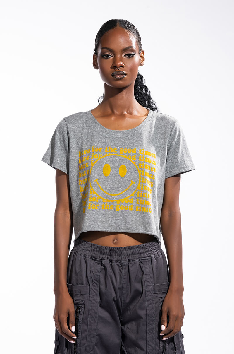 HERE FOR THE GOOD TIMES CROPPED CREW NECK TSHIRT