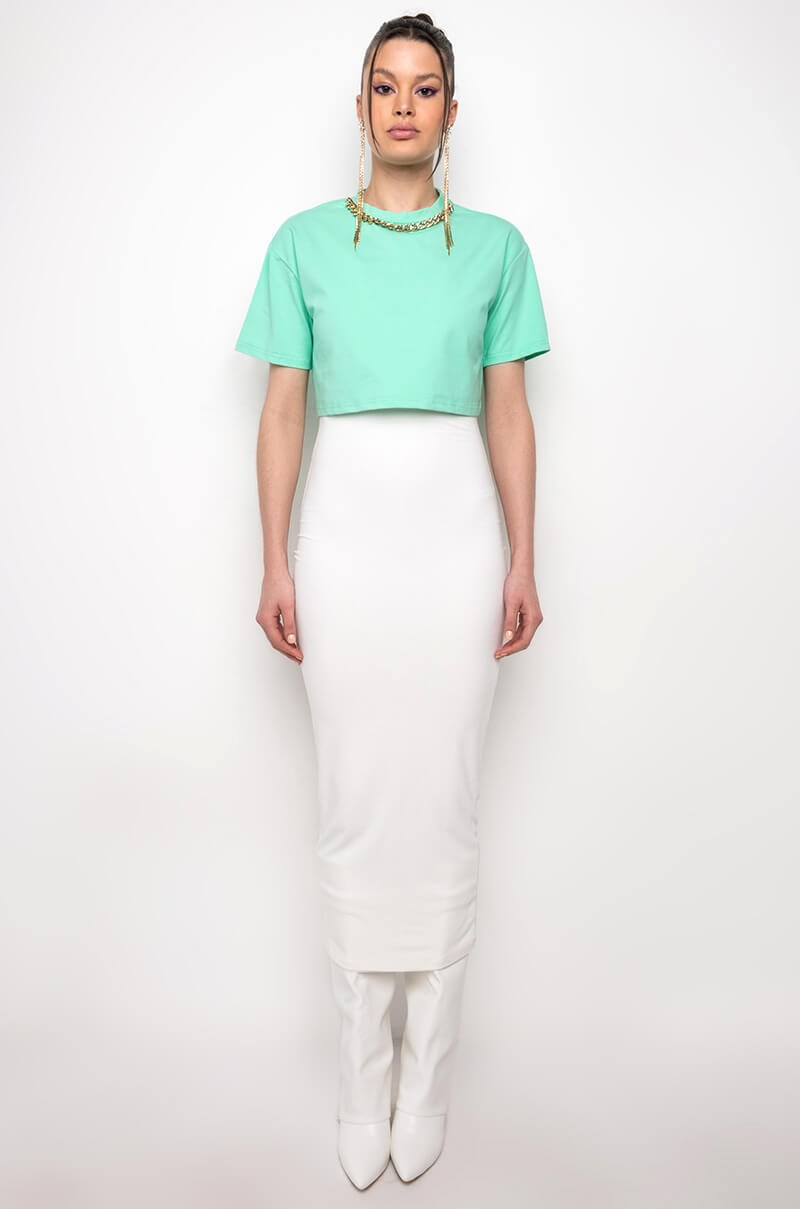 HOLD THE DRAMA CHAIN DETAIL CROPPED TSHIRT