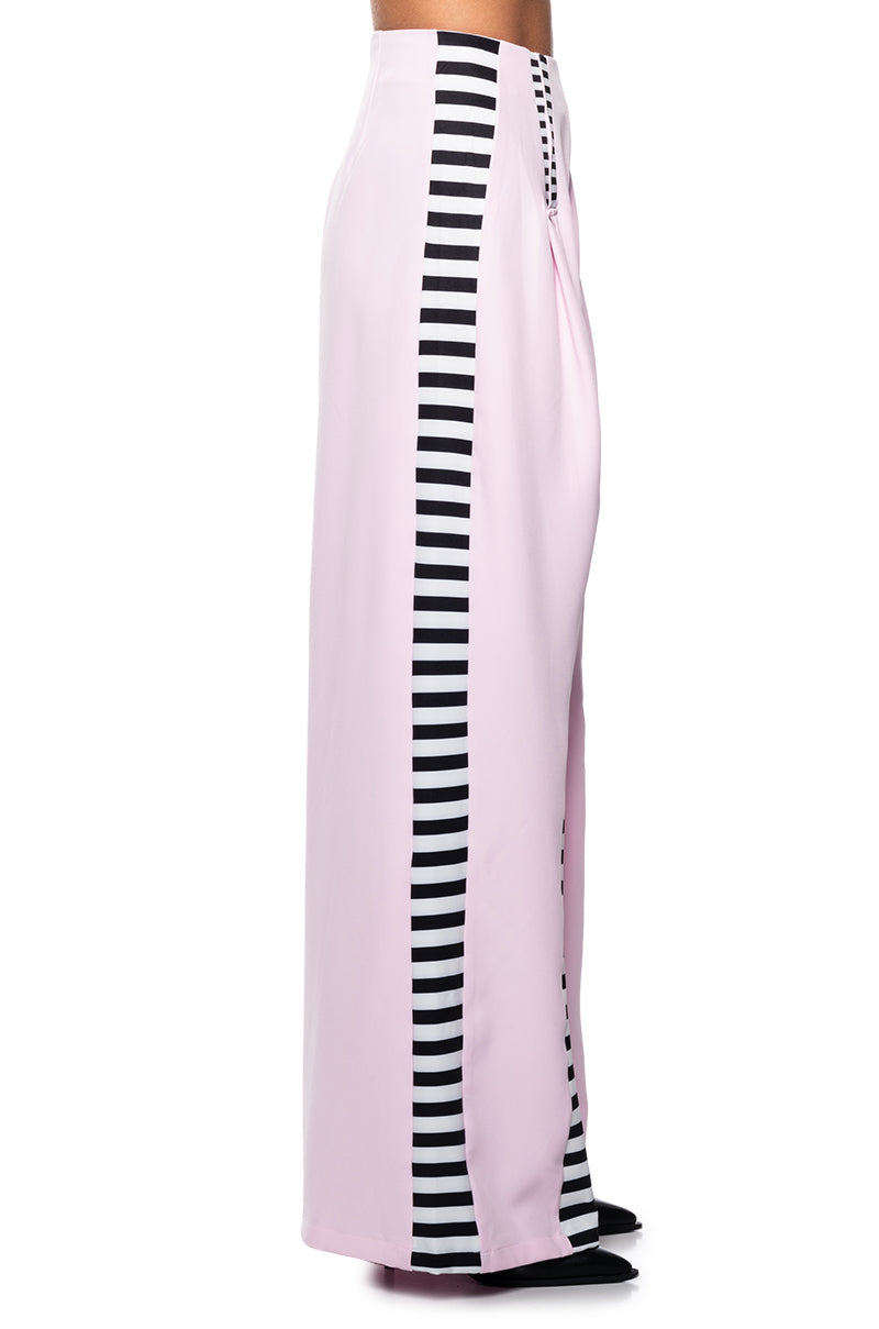 HOT GIRL STRIPED STATEMENT TROUSER