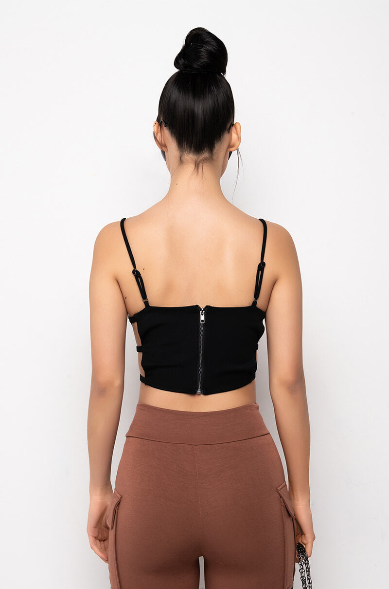 HOTTIE CUTOUT CROP TANK