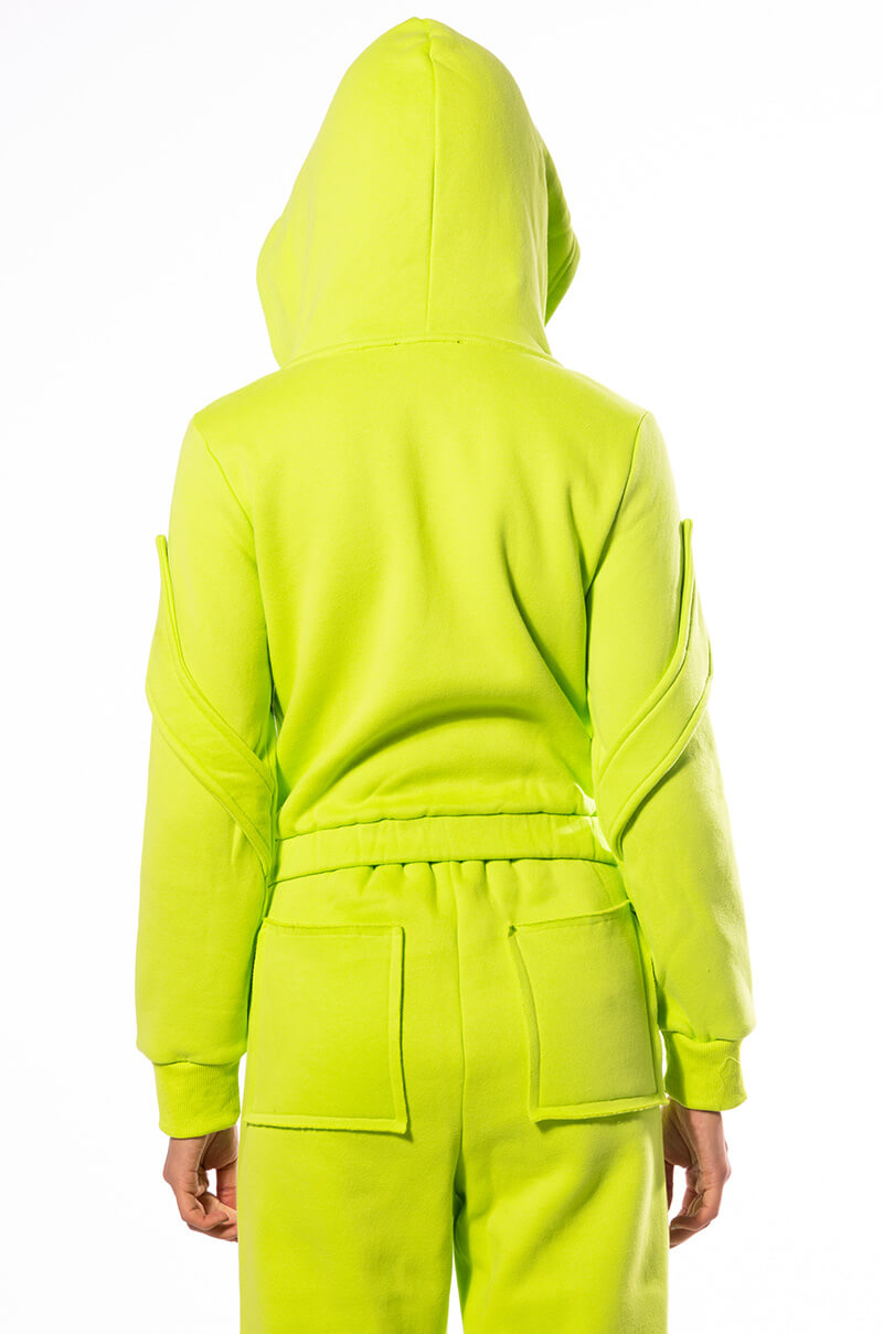 I WANT IT I GOT IT CROPPED SWEATSHIRT
