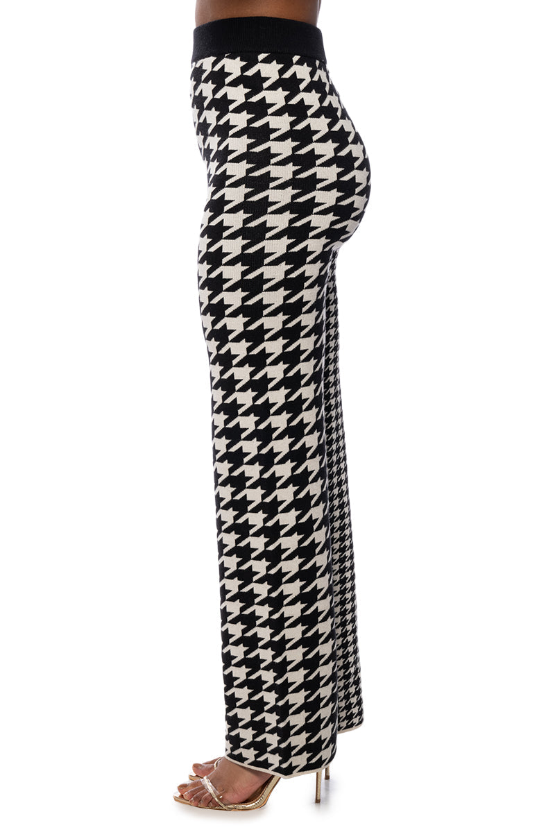 I WISH YOU ROSES STRAIGHT LEG KNIT PANT