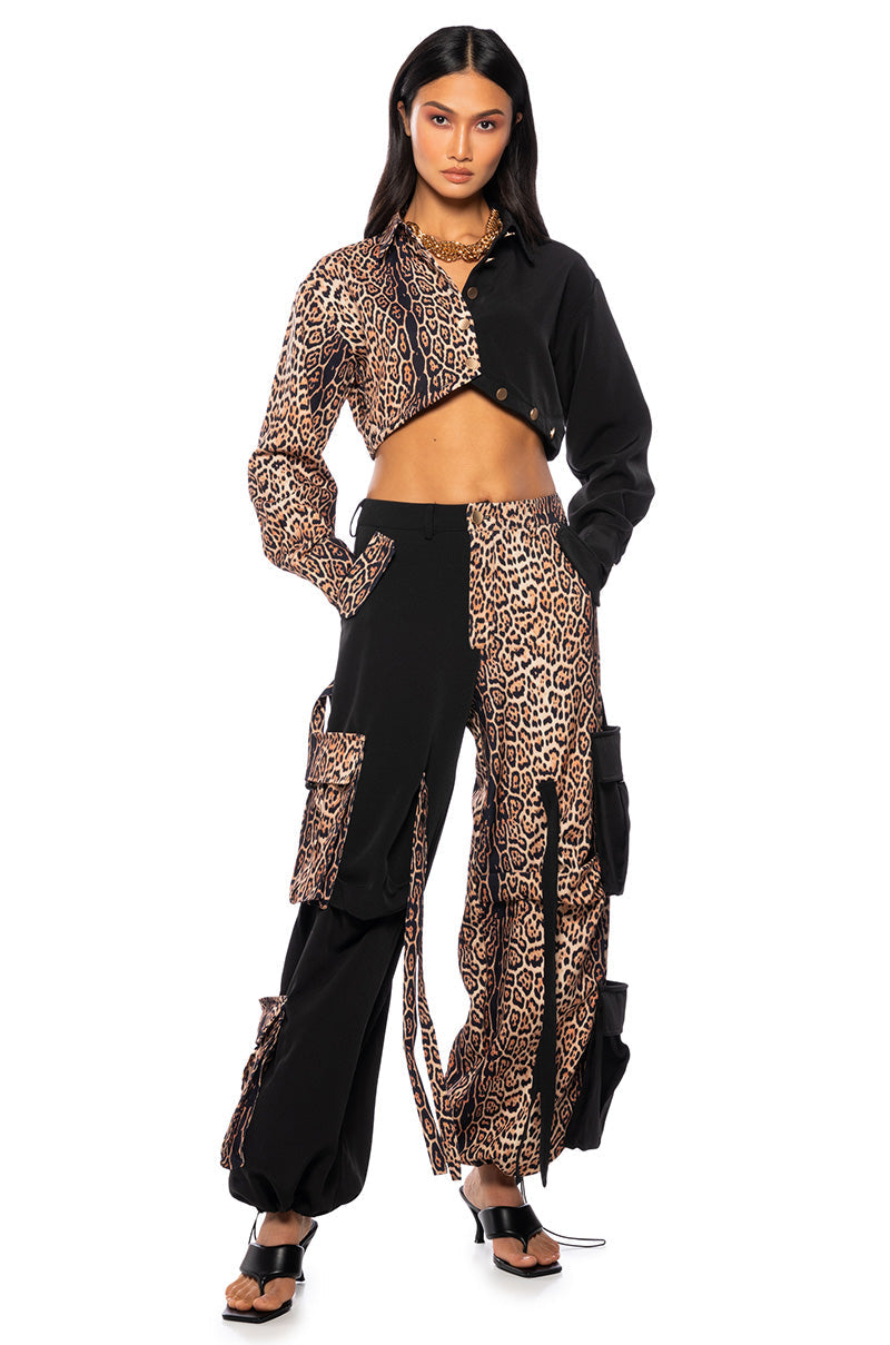 INTO THE JUNGLE BUTTON DOWN CROP BLOUSE