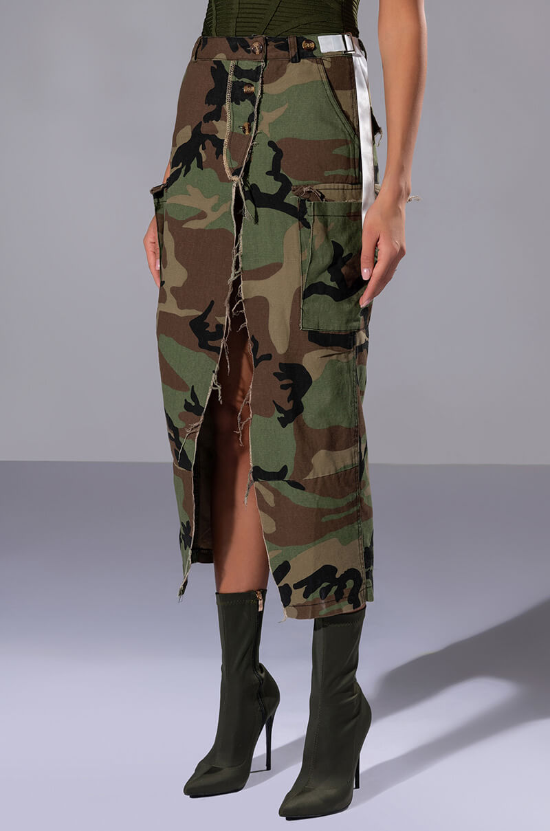 INVINCIBLE CAMO CARGO POCKET PANT