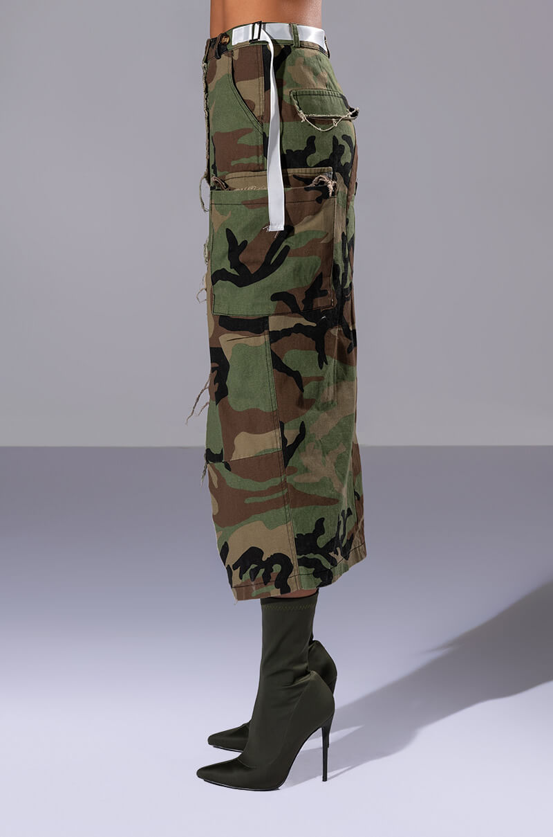 INVINCIBLE CAMO CARGO POCKET PANT