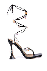 ISLA STAR STRAPPY SANDAL IN BLACK