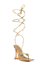 ISLA STAR STRAPPY SANDAL IN GOLD