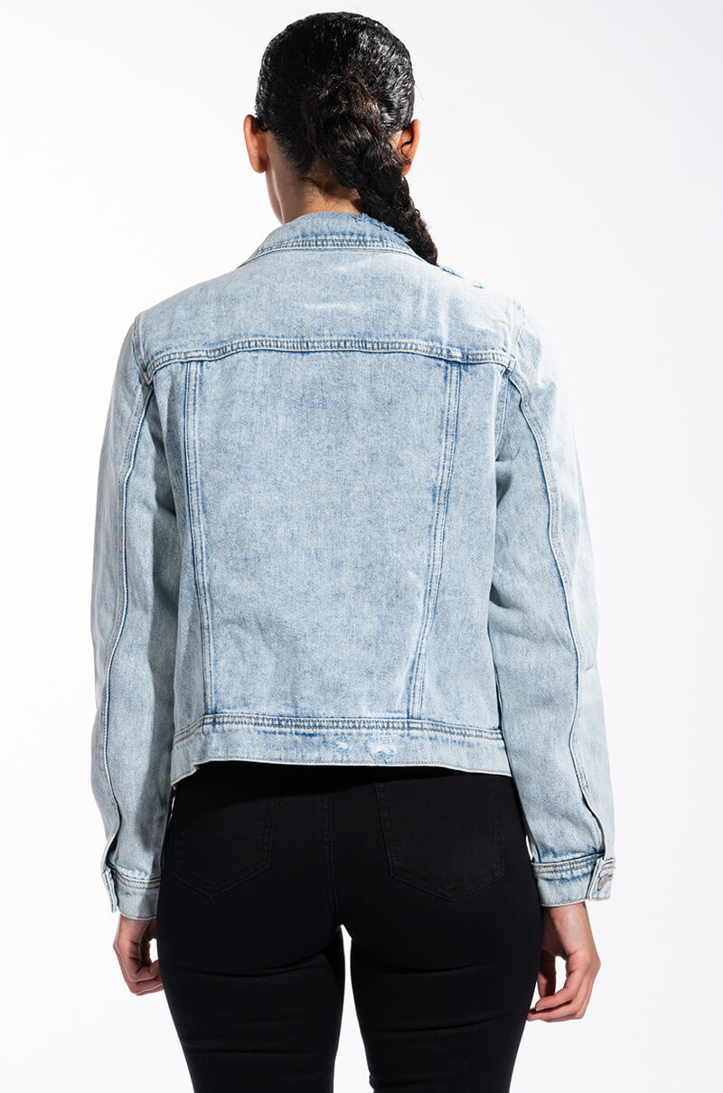 CLASSIC FIT MID LENGTH DENIM