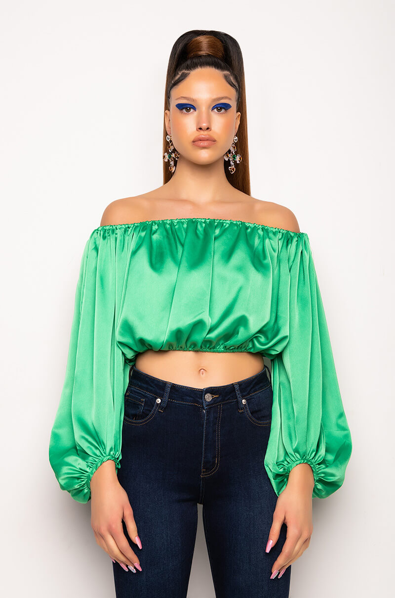 RAYLA OFF THE SHOULDER CROPPED BLOUSE