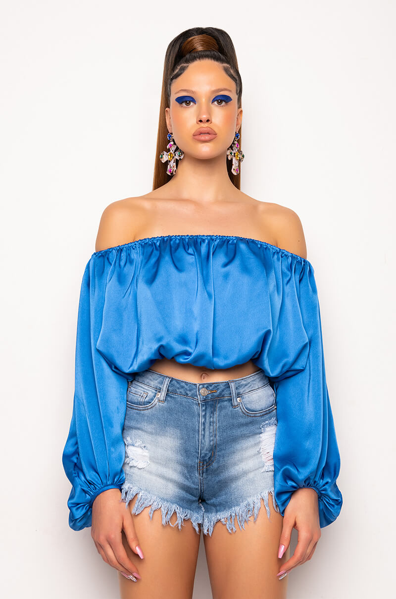 RAYLA OFF THE SHOULDER CROPPED BLOUSE