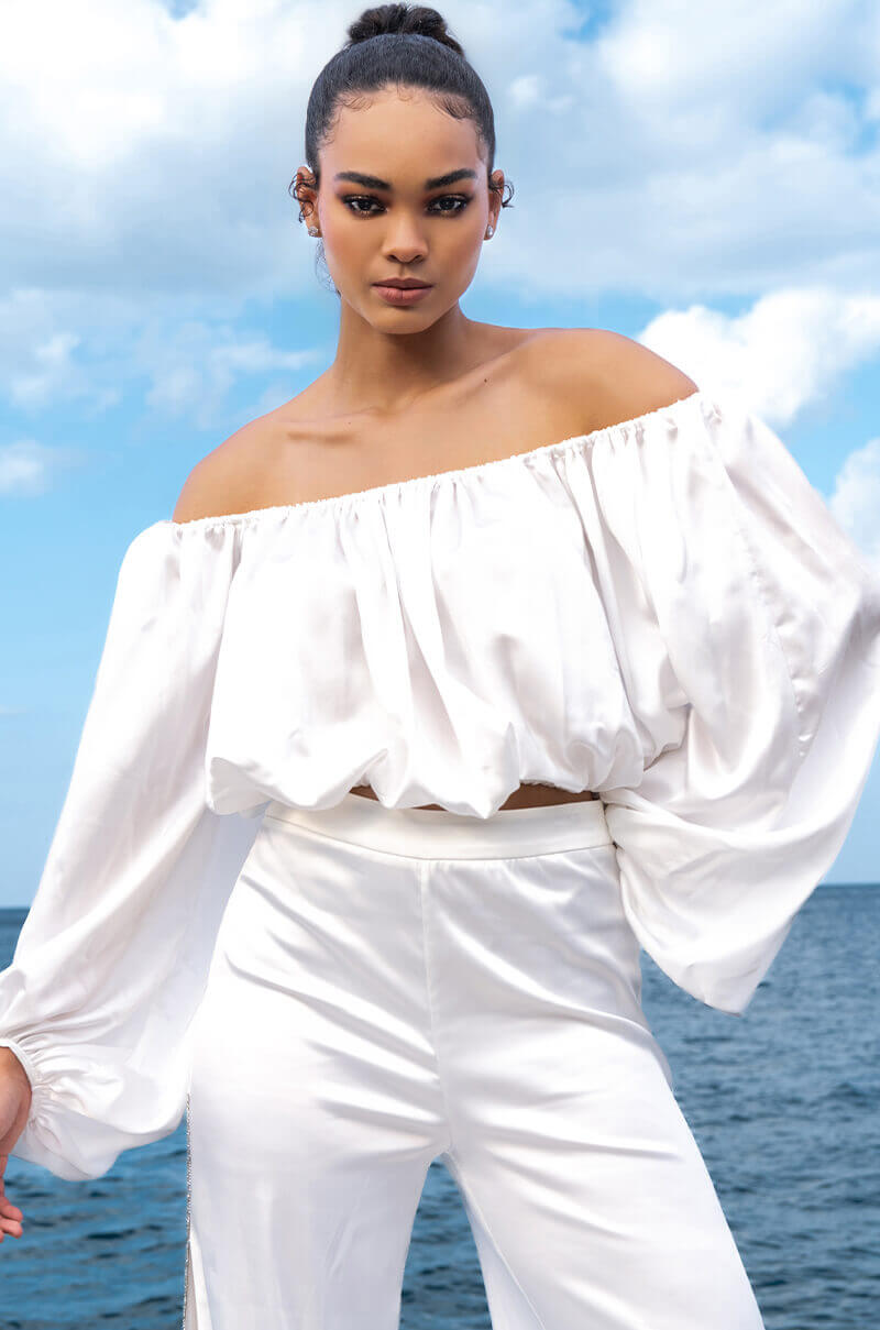 RAYLA OFF THE SHOULDER CROPPED BLOUSE