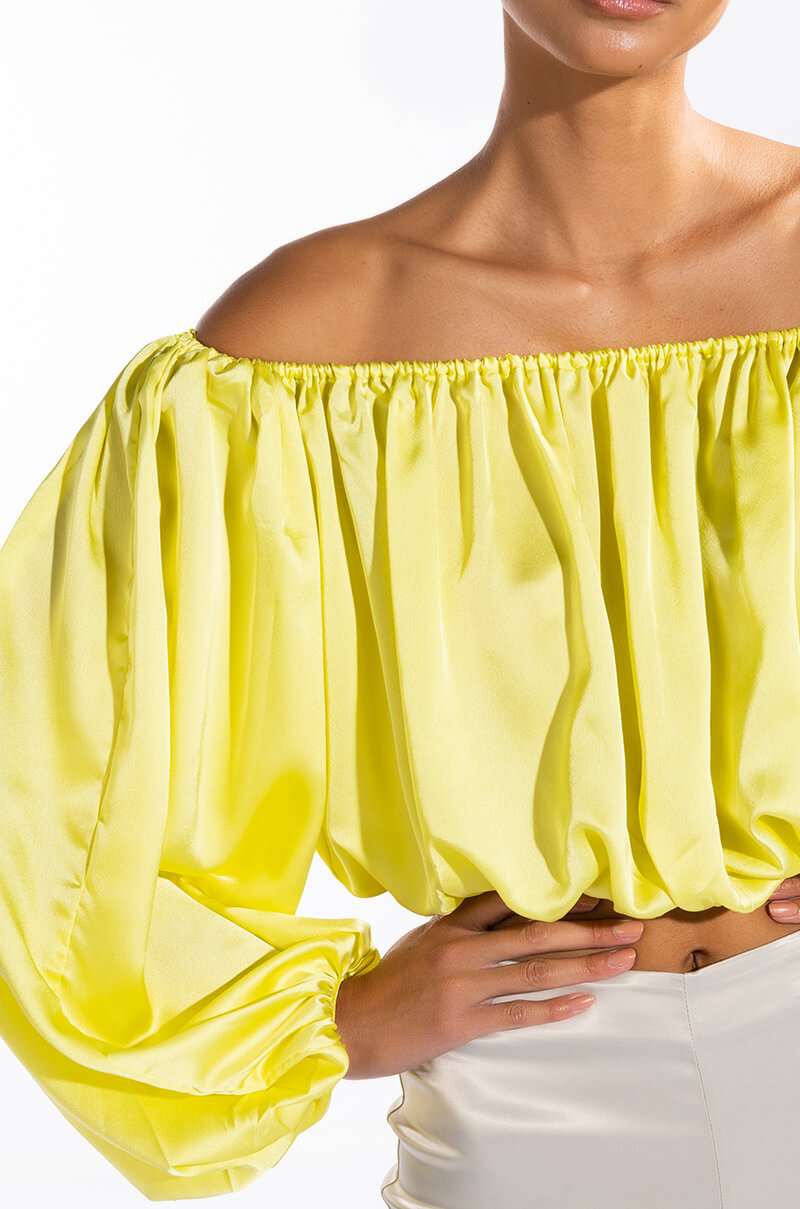 RAYLA OFF THE SHOULDER CROPPED BLOUSE