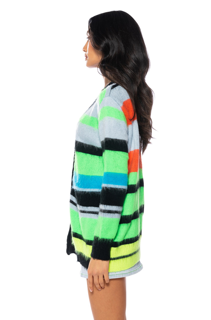 KEEP MY COOL FUZZY CARDIGAN
