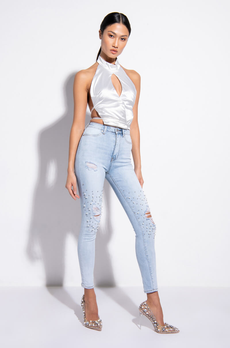 KINU KEY HOLE OPEN BACK BLOUSE