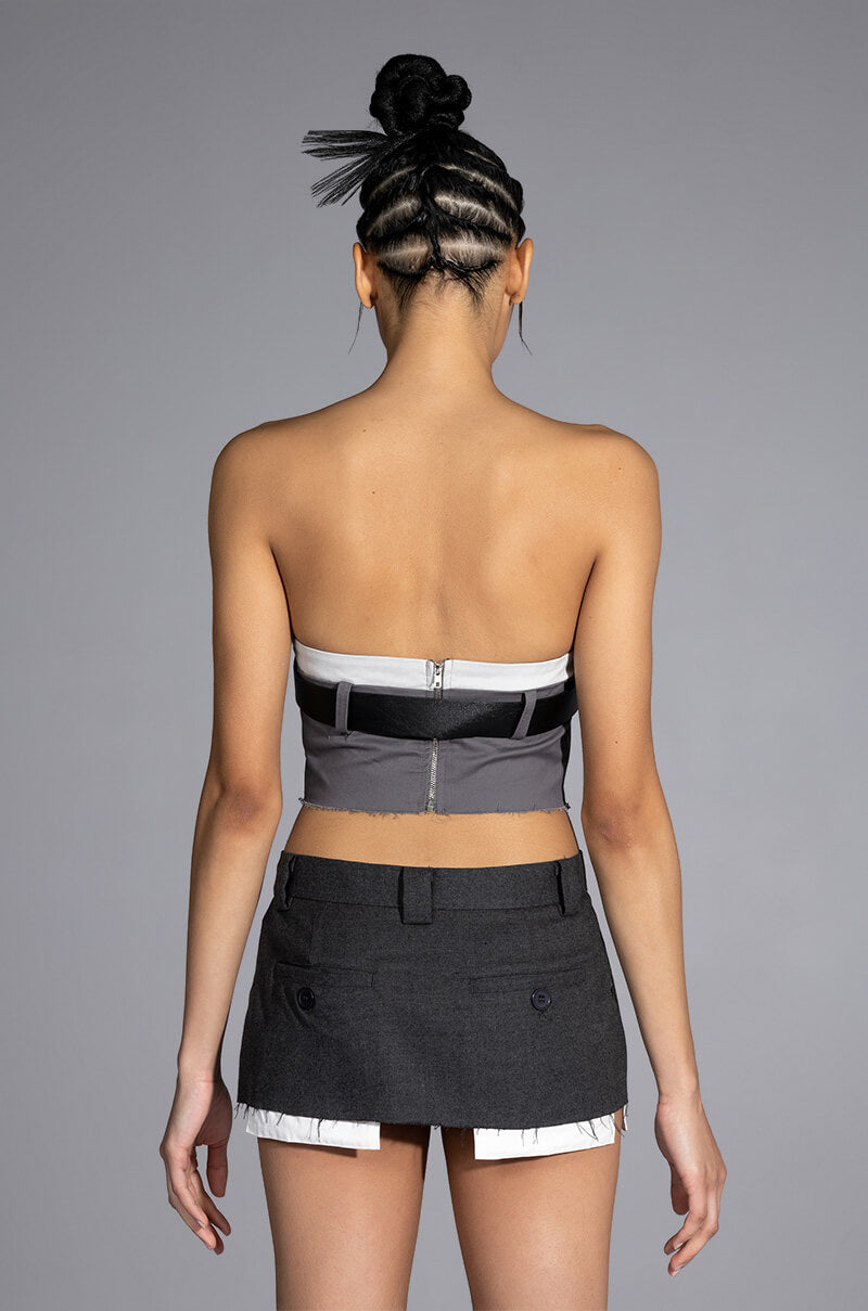KISSES BELTED CROP TOP