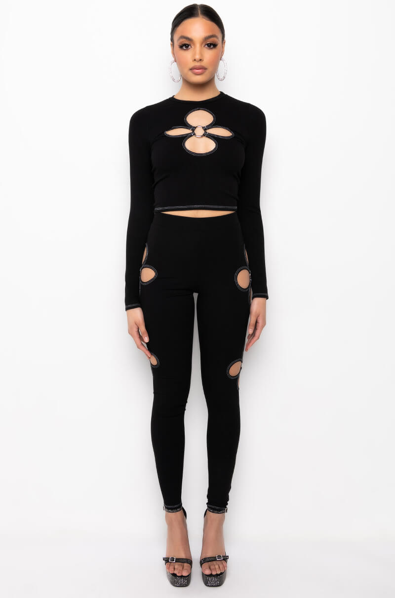 KYLIE CUT OUT RIBBED LONG SLEEVE TOP