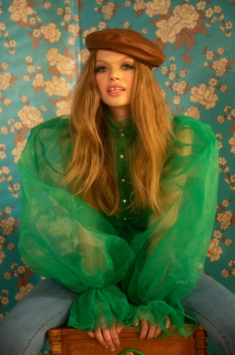 LADY LIKE PUFF SLEEVE BLOUSE