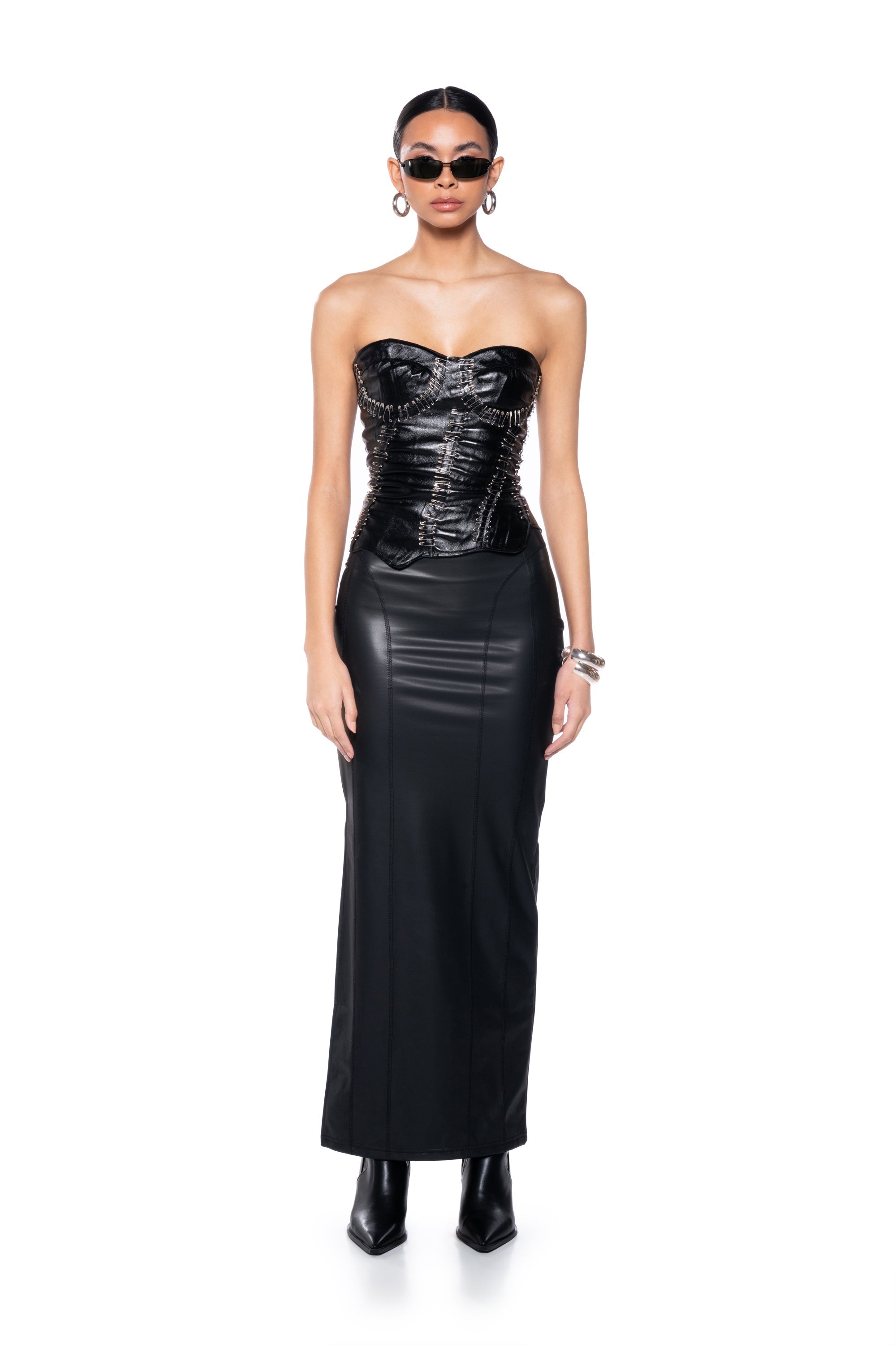 LADY LUXE SWEET HEART NECK CORSET TOP