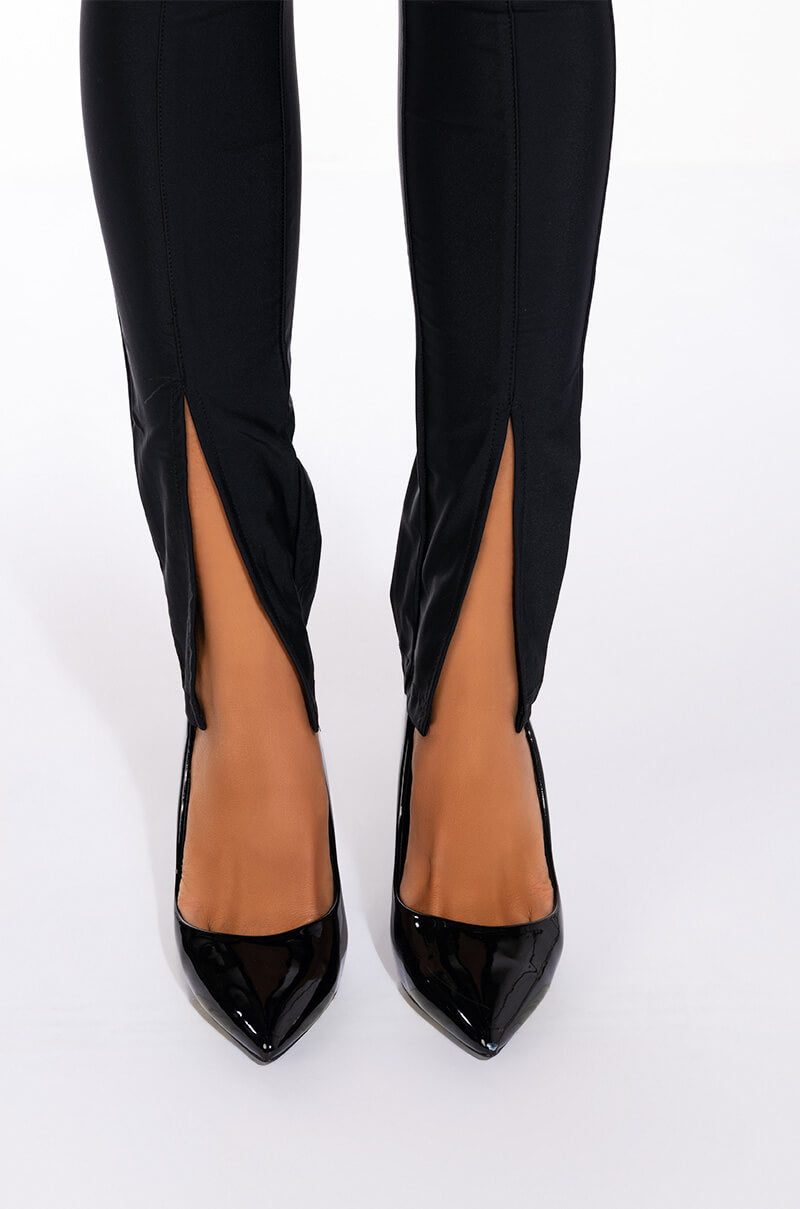 LATE TO PARTY FRONT SLIT LEGGING